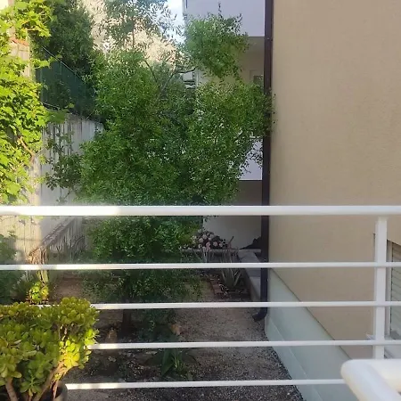 Zlatka Apartamento *